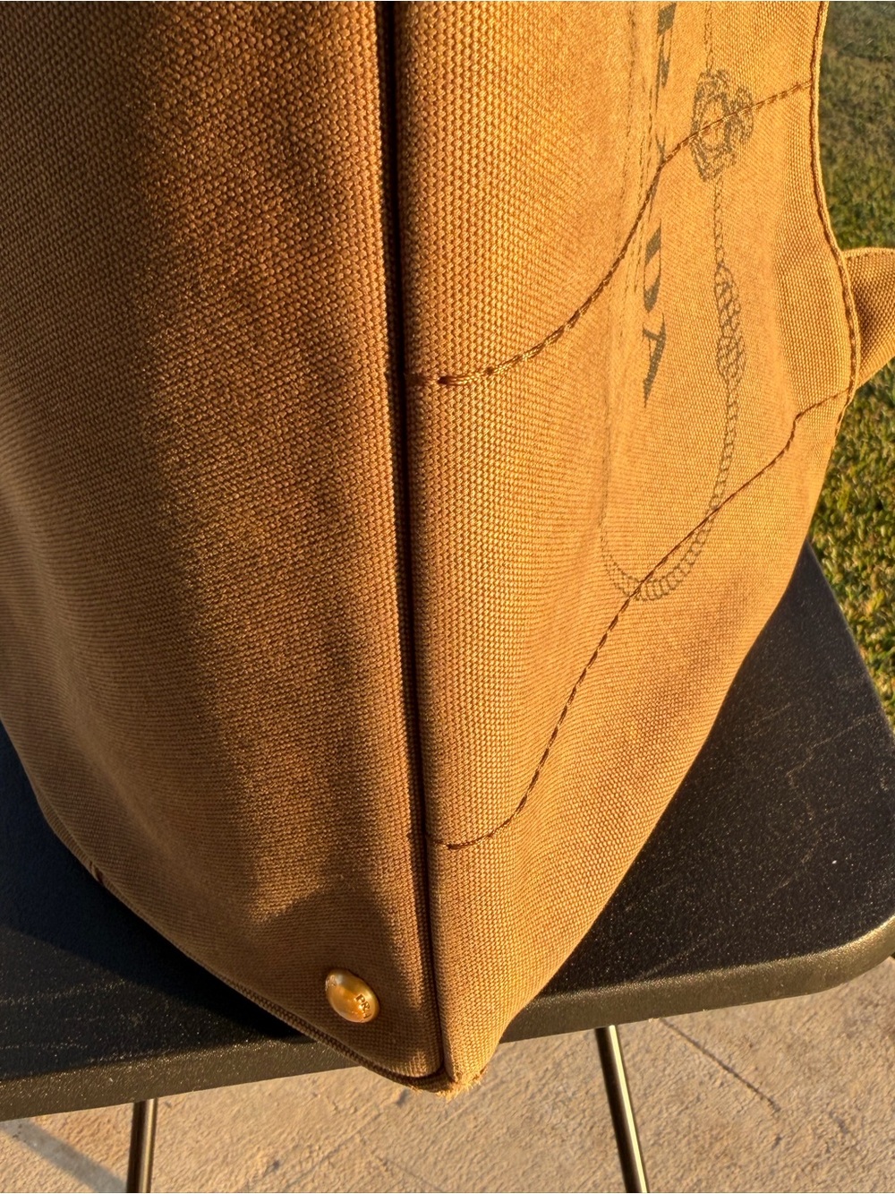 Prada taupe canvas tote with gold plaque - Picture 8 of 11